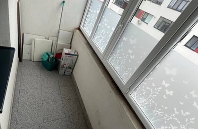 Vermietung eines gemütlichen Studio-Apartments mit separatem Zimmer und Balkon, Bukarest, Rumänien